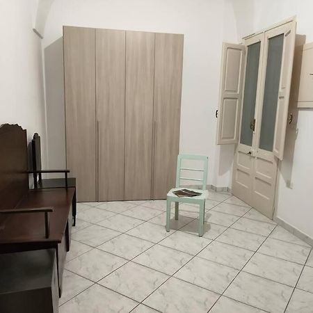 Appartamento In Pieno Centro A Lecce Eksteriør bilde